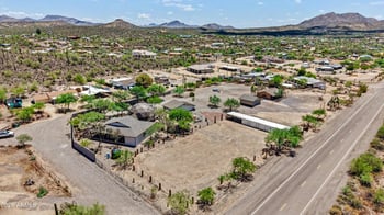 49631 N 27th Ave, New River, AZ 85087
