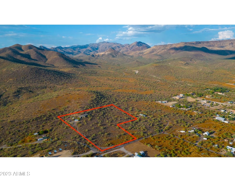 49636 N 15th Ave #-, New River, AZ 85087