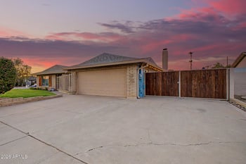 4966 Onyx Ave, Glendale, AZ 85302