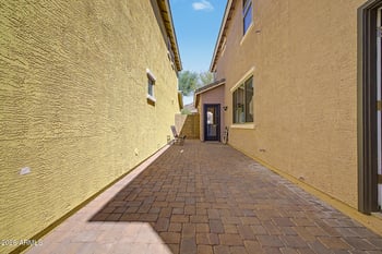4967 Escuda Dr, Glendale, AZ 85308