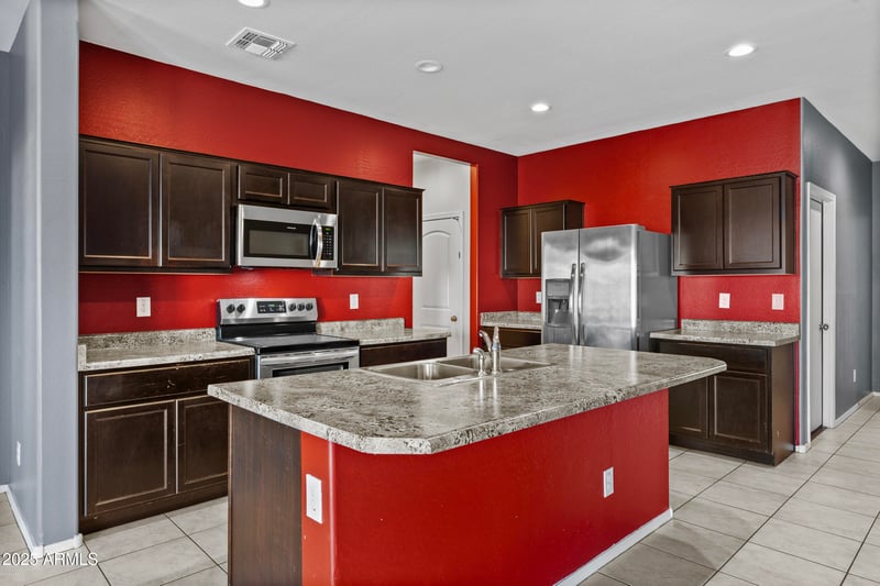 4972 Living Stone Way, San Tan Valley, AZ 85143
