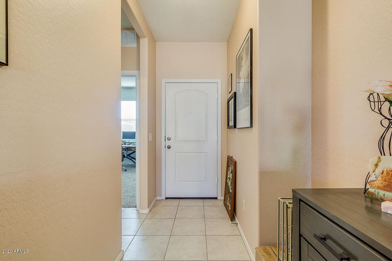 4976 E Smoky Quartz Rd, San Tan Valley, AZ 85143