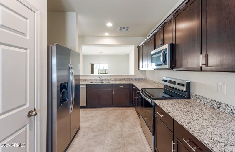 4978 254th Glen, Buckeye, AZ 85326