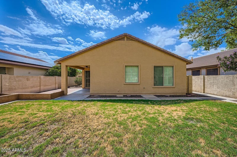 498 Trellis Rd, San Tan Valley, AZ 85140