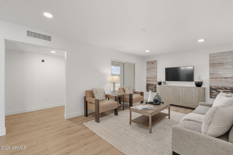 498 Villa Nueva Dr, Litchfield Park, AZ 85340
