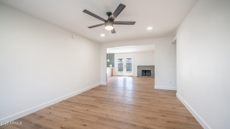 4981 Michelle Dr, Glendale, AZ 85308