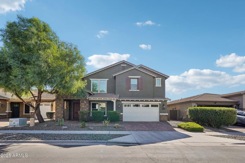 4985 Girard St, Gilbert, AZ 85298