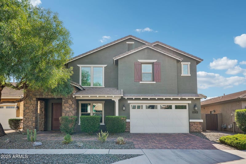 4985 Girard St, Gilbert, AZ 85298
