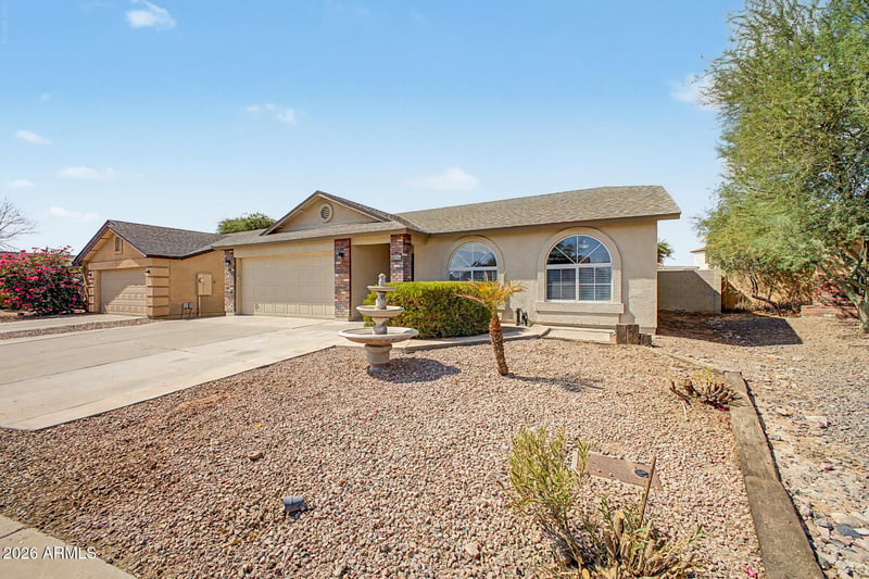 4986 E Magnus Dr, San Tan Valley, AZ 85140