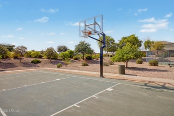 4986 E Magnus Dr, San Tan Valley, AZ 85140