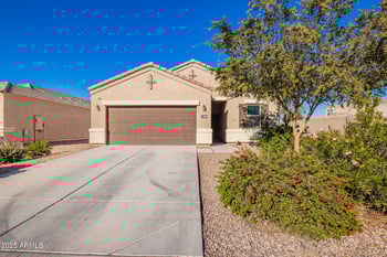 4988 Living Stone Way, San Tan Valley, AZ 85143