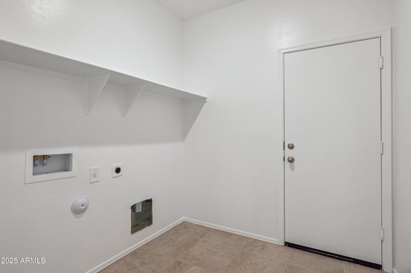 4989 Umber Rd, San Tan Valley, AZ 85143