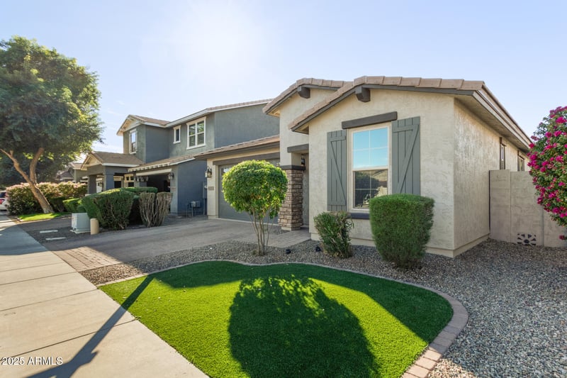 4990 Bridal Vail Dr, Gilbert, AZ 85298