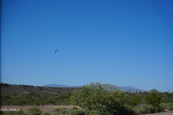 49911 27th Ave, New River, AZ 85087