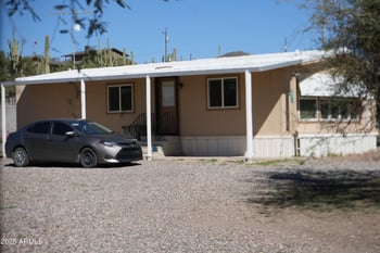 49911 27th Ave, New River, AZ 85087