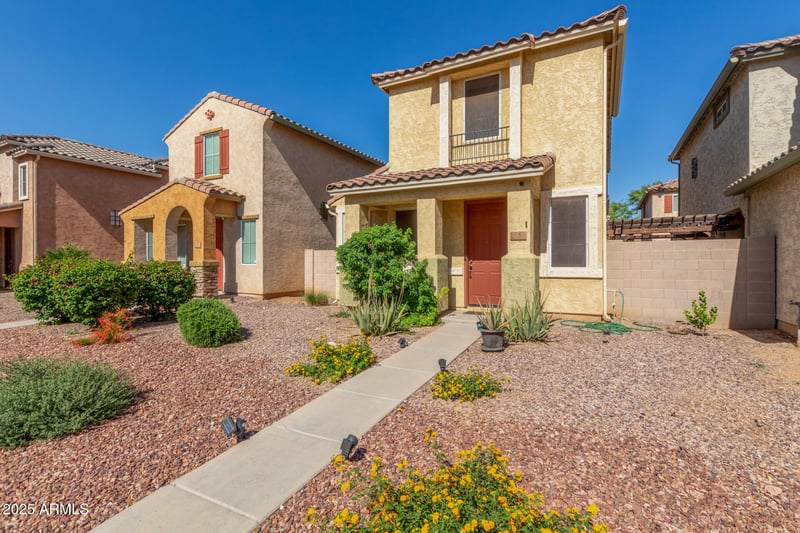 5 87th Ln, Tolleson, AZ 85353