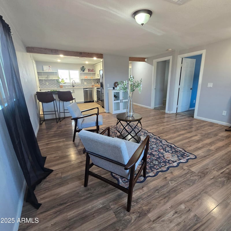 5 92nd Ave, Tolleson, AZ 85353