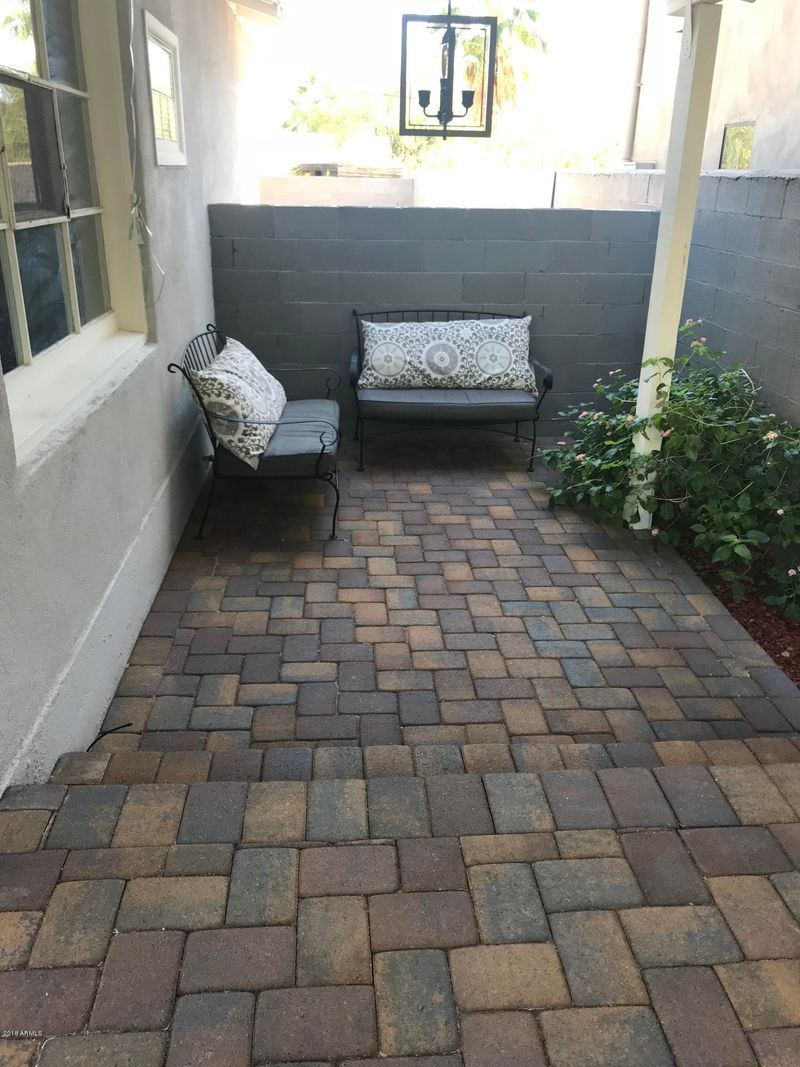 5 E Foothill Dr, Phoenix, AZ 85020