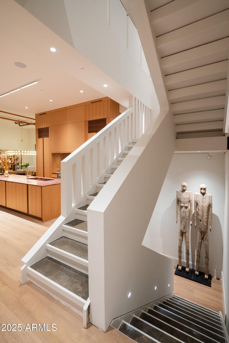 50 Palm Ln, Phoenix, AZ 85003