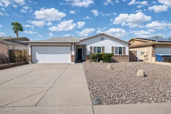 50 Ivyglen St, Mesa, AZ 85201