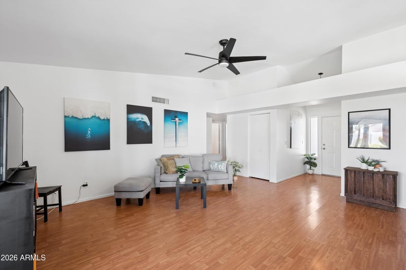 50 Ivyglen St, Mesa, AZ 85201