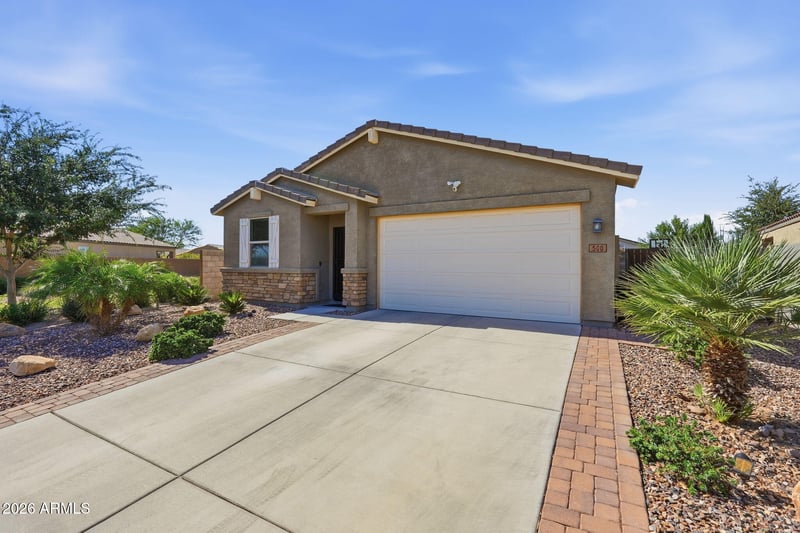 500 Nikita Dr, San Tan Valley, AZ 85140