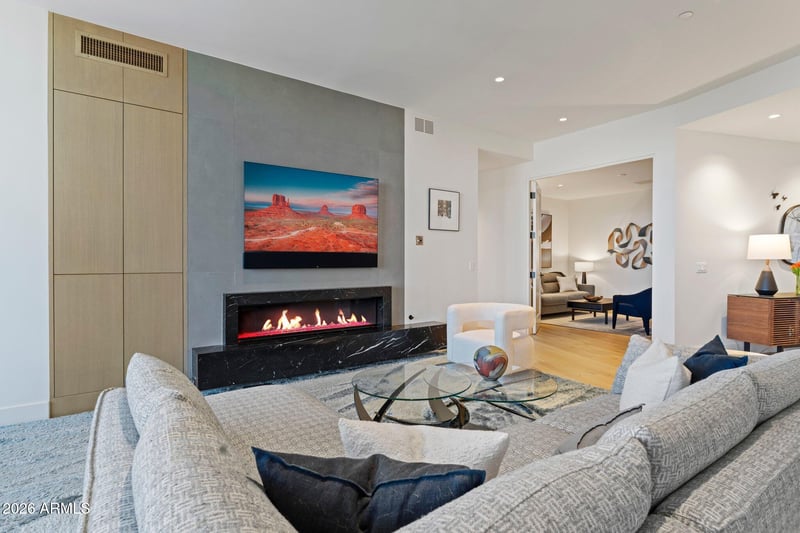 5000 Camelback Ridge Dr #208, Scottsdale, AZ 85251