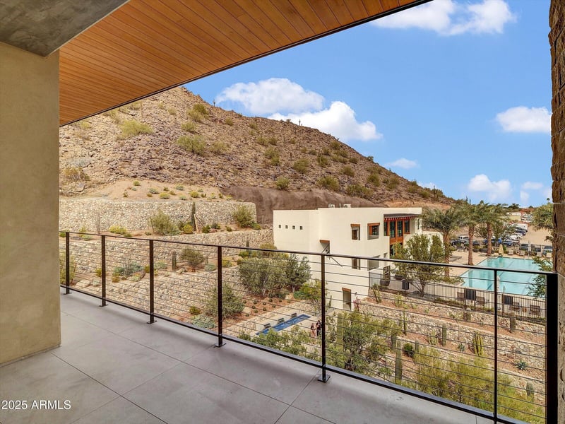 5000 Camelback Ridge Dr #409, Scottsdale, AZ 85251