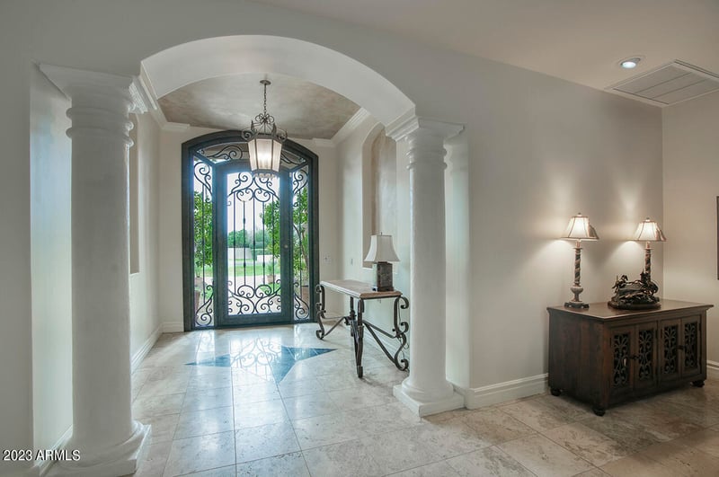 5000 E Cochise Rd, Paradise Valley, AZ 85253