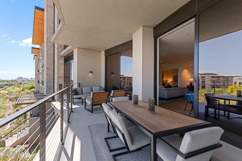 5000 Camelback Ridge Dr #208, Scottsdale, AZ 85251