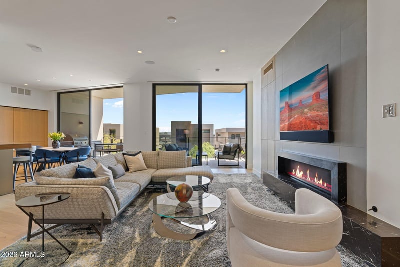 5000 Camelback Ridge Dr #208, Scottsdale, AZ 85251