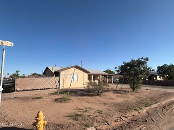 5001 21st Pl, Phoenix, AZ 85040