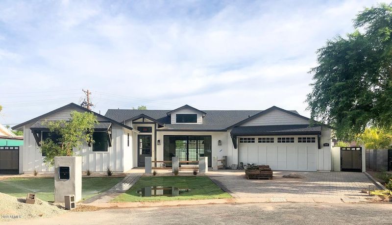 5001 E Clarendon Ave, Phoenix, AZ 85018