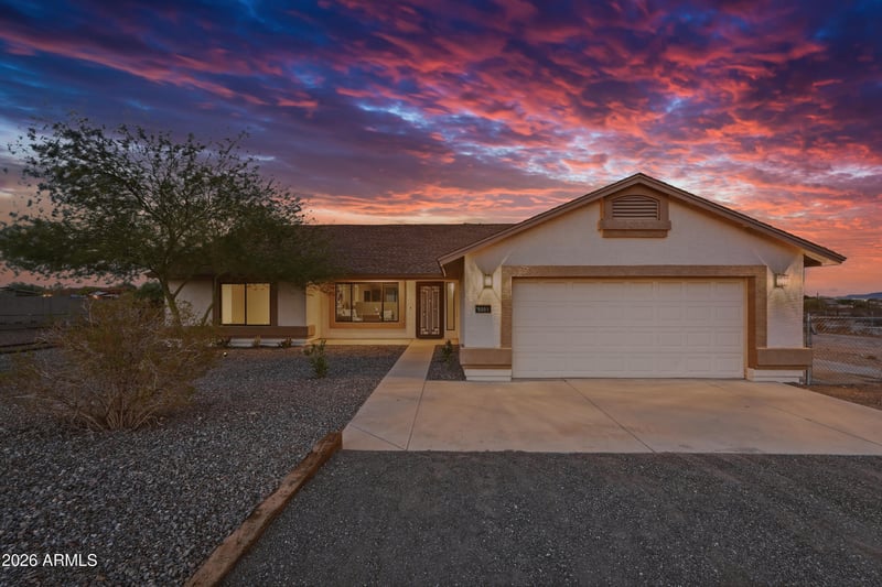 5001 Tuthill Rd, Litchfield Park, AZ 85340