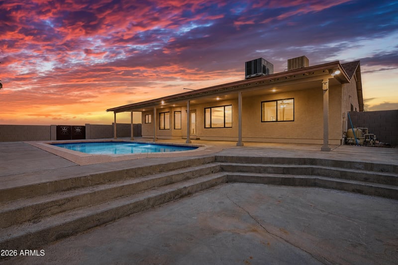 5001 Tuthill Rd, Litchfield Park, AZ 85340