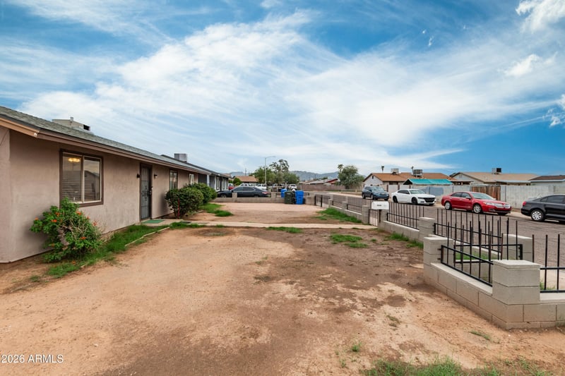 5001 S 19th Dr, Phoenix, AZ 85041