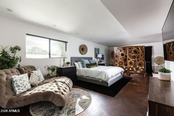 5002 38th Pl, Phoenix, AZ 85018