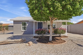 5002 W Citrus Way, Glendale, AZ 85301