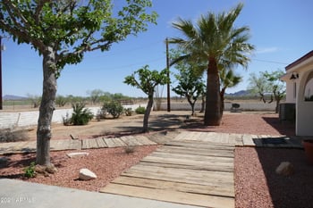 50027 N Eagle St, Aguila, AZ 85320