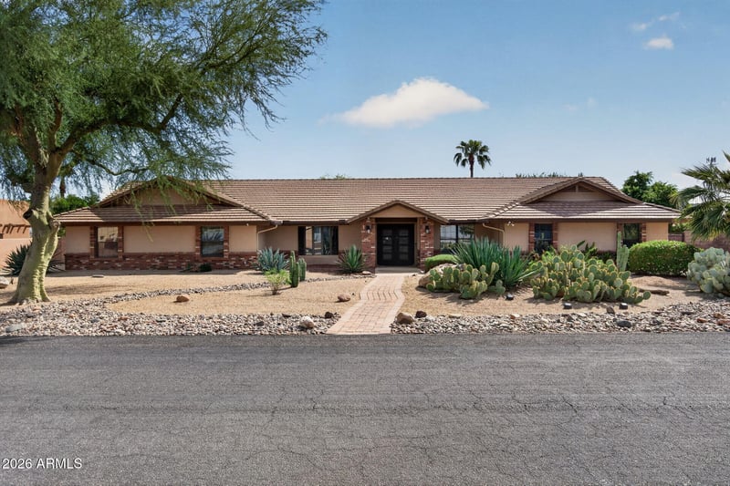 5003 W Fallen Leaf Ln, Glendale, AZ 85310