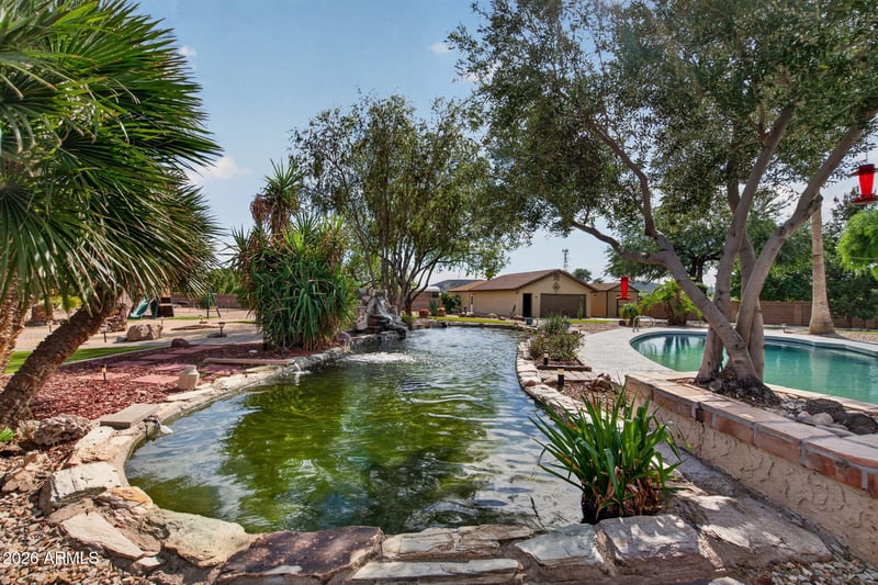 5003 W Fallen Leaf Ln, Glendale, AZ 85310
