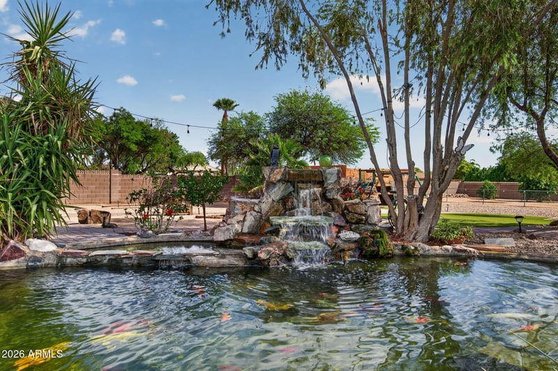 5003 W Fallen Leaf Ln, Glendale, AZ 85310