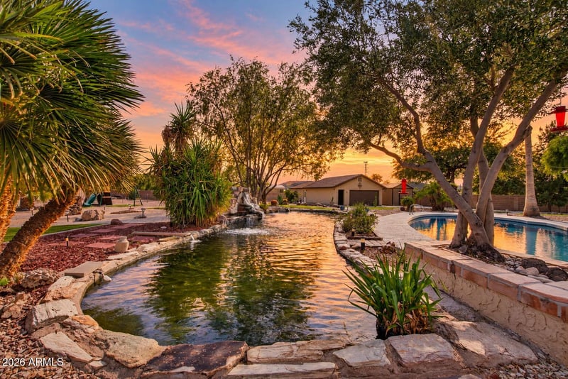 5003 W Fallen Leaf Ln, Glendale, AZ 85310