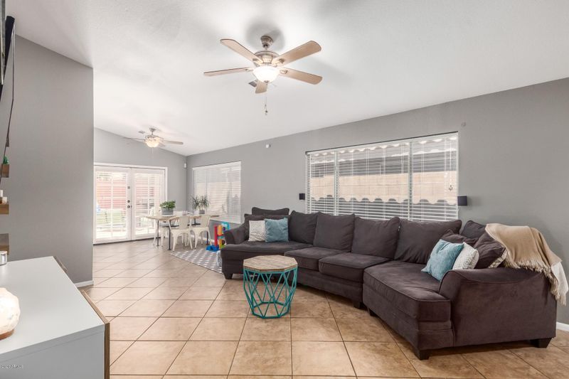 5003 W Oraibi Dr, Glendale, AZ 85308