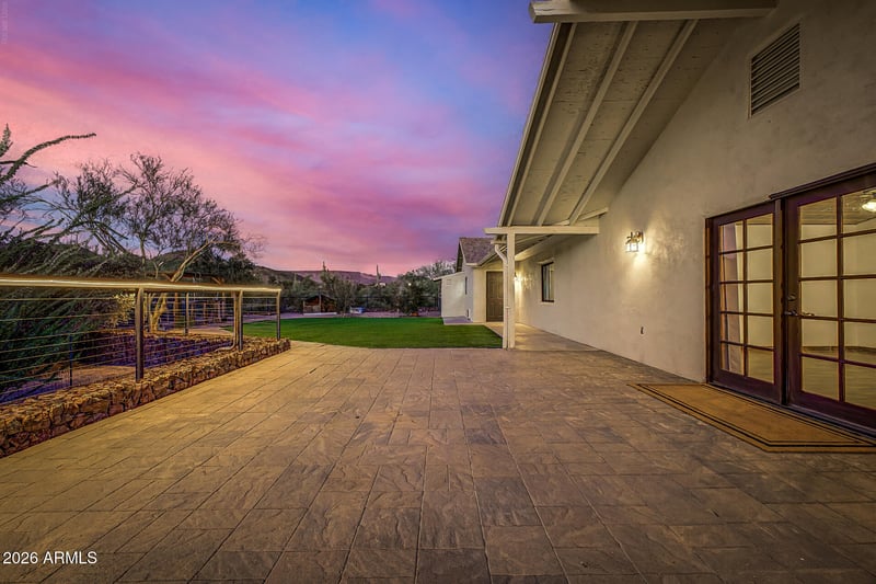 50031 N 27th Ave, New River, AZ 85087