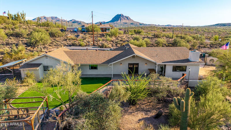 50031 N 27th Ave, New River, AZ 85087