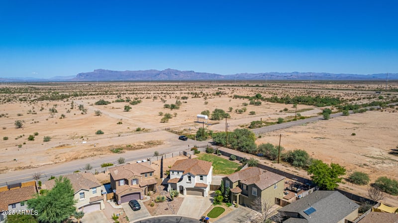 5004 Meadow Lark Way, San Tan Valley, AZ 85140