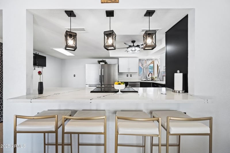 5004 W Kaler Dr, Glendale, AZ 85301