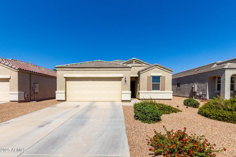 5006 Smoky Quartz Rd, San Tan Valley, AZ 85143