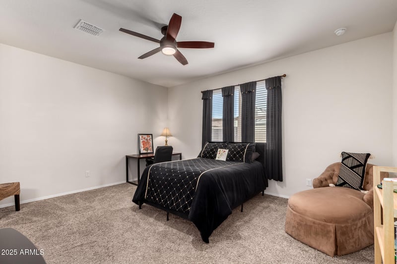 5006 Smoky Quartz Rd, San Tan Valley, AZ 85143